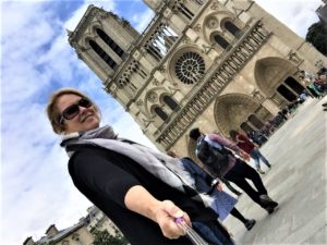 One of my funny selfie fails at Notre Dame
